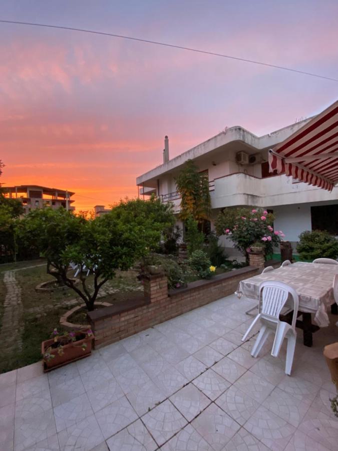 Villa Franca Reggio di Calabria Bagian luar foto